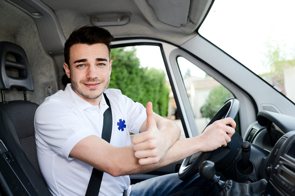 img_driving_103198602_6x4